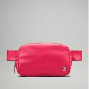 Lululemon Everywhere Belt Bag Glaze Pink